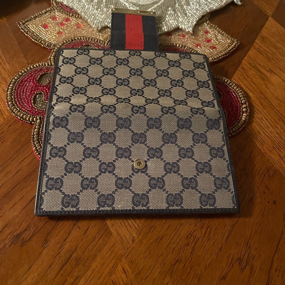 Gucci Navy and Red Monogram Wallet - Picture 8 of 9